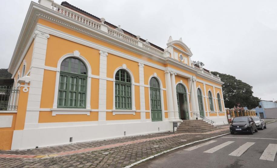 Litoral abriga tesouros da história, cultura e natureza