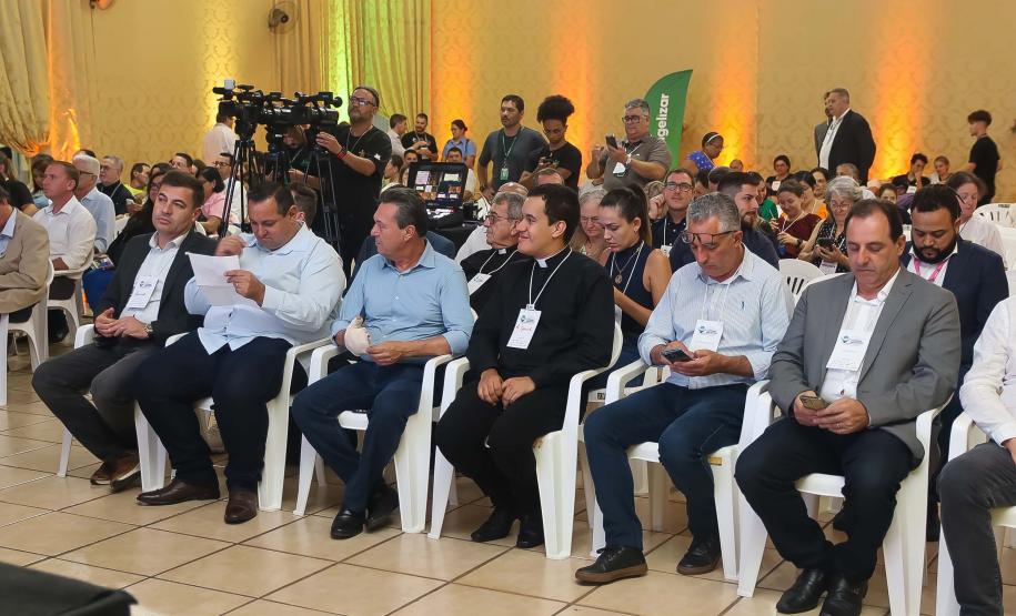 Notícia: Fórum do Turismo Religioso de Lunardelli quer expandir segmento em todas as crenças