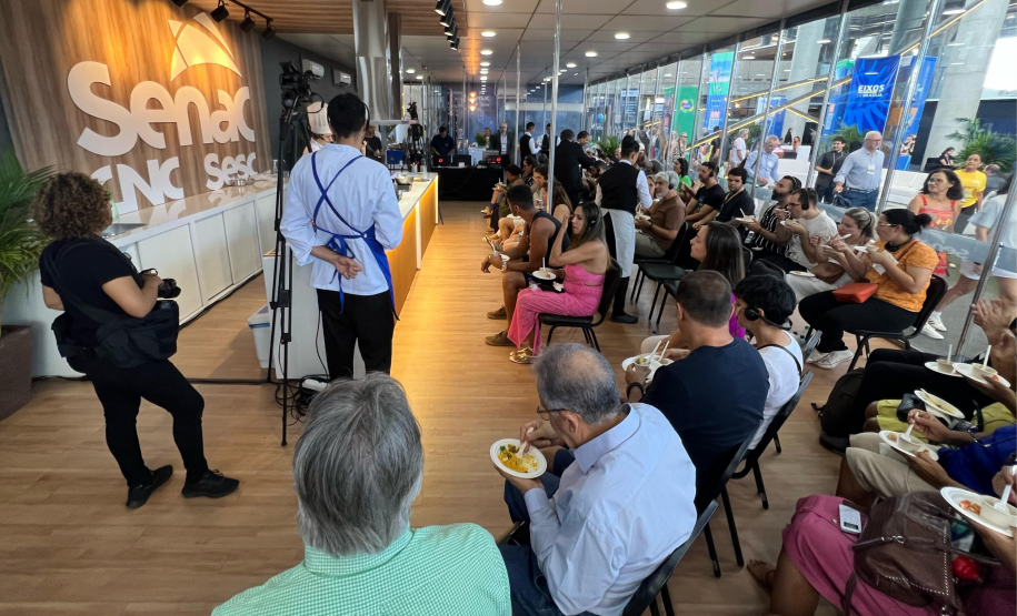 Paraná apresenta cultura, gastronomia e natureza do estado no Salão Nacional do Turismo