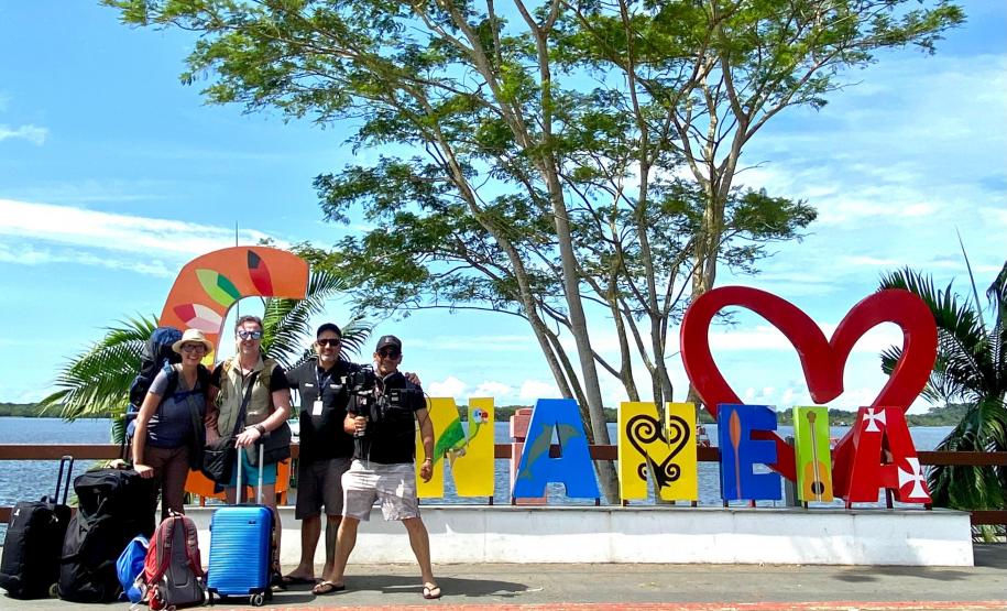 Paraná vira cenário de série espanhola que divulga cenários paradisíacos