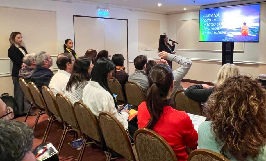 Notícia - Atrativos paranaenses são apresentados a mais de 100 agentes de viagem argentinos