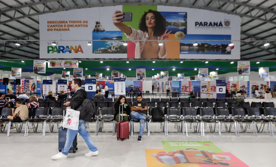 Paraná teve o 2° maior crescimento de turistas estrangeiros no 1° semestre