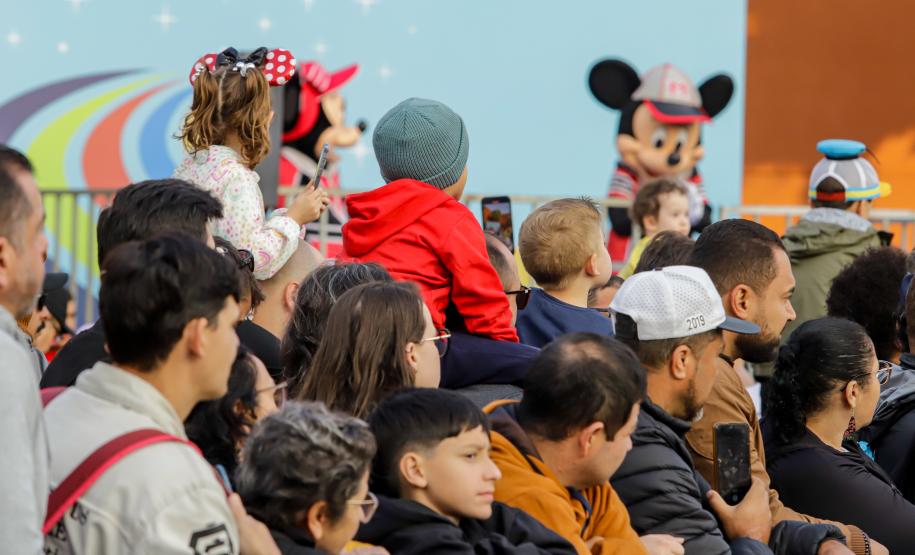Disney Magic Run reuniu cerca de seis mil pessoas para corrida e caminhada em Curitiba