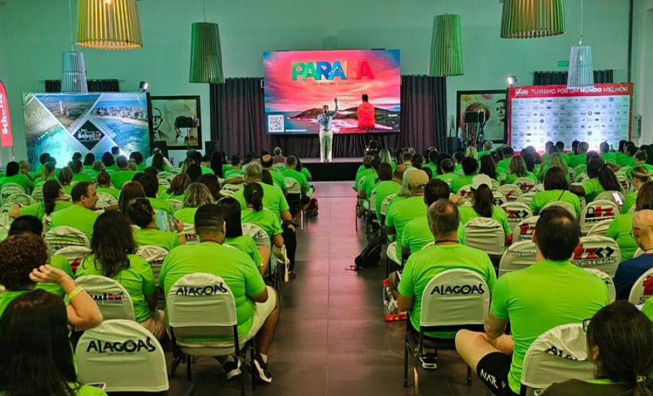 Em série de encontros, 6 mil agentes de viagens conhecem os atrativos turísticos do Paraná