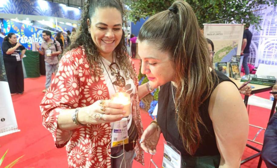 Paraná levou ao Salão Nacional do Turismo experiências com lavanda e mergulho virtual