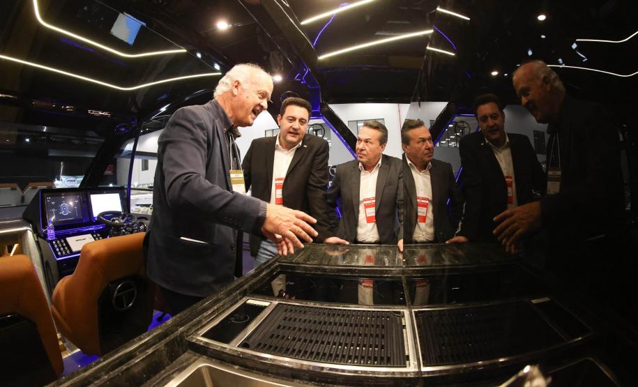 Notícia - Canal do Varadouro: governador mostra projeto em maior evento náutico da América Latina