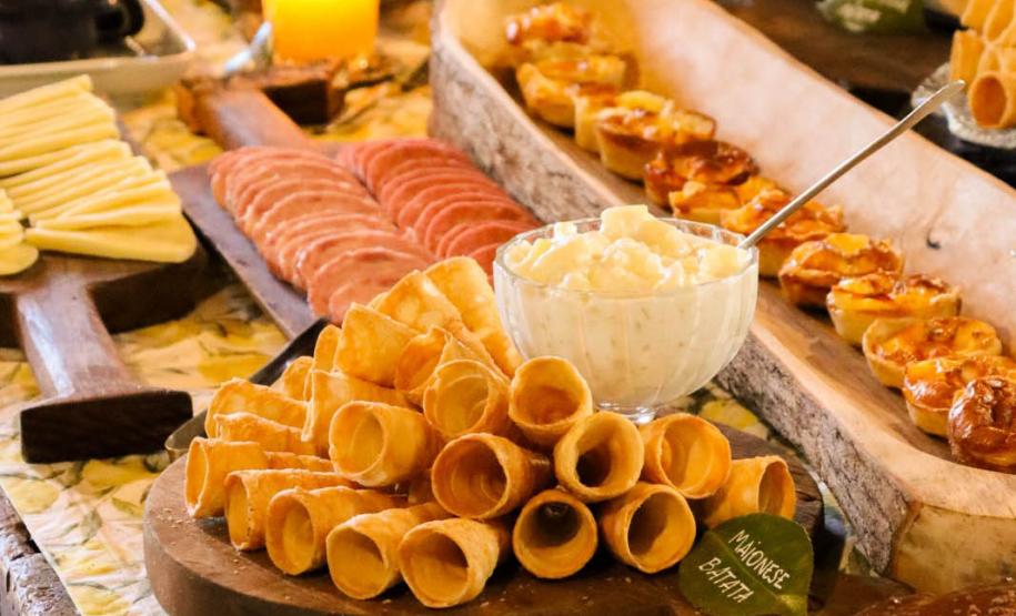 Notícia - Com apoio do Estado, circuito gastronômico movimenta o turismo nos Campos Gerais