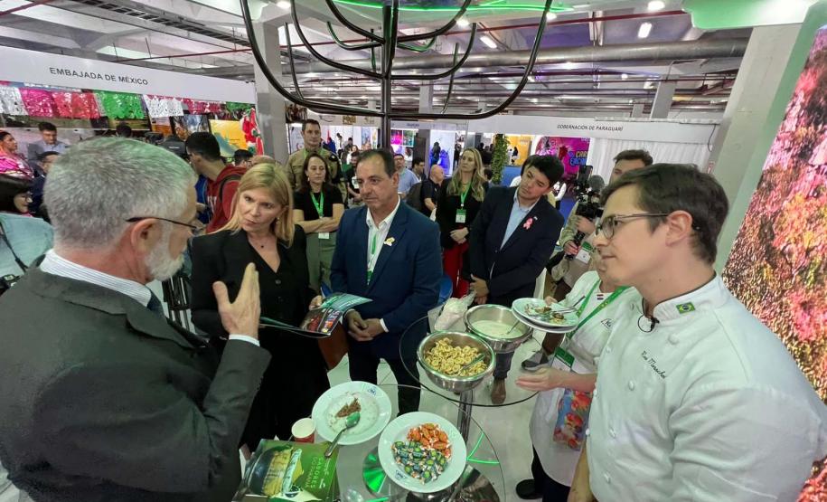 Viaje Paraná promove no Paraguai voo Curitiba-Assunção que começa a operar em dezembro