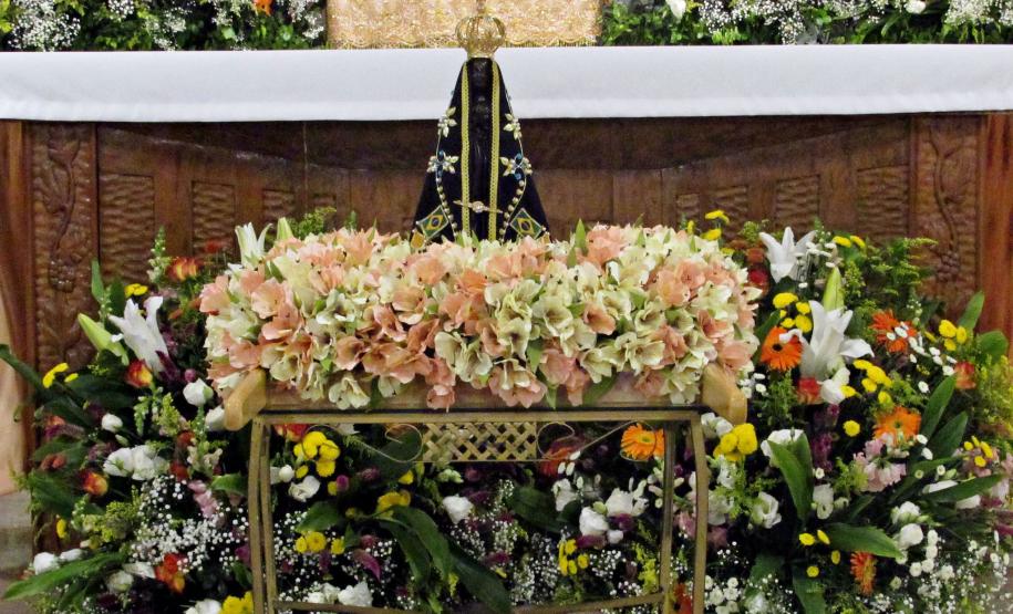 Notícia - Festas religiosas, ecoturismo e feira de inovação: veja o calendário turístico de outubro