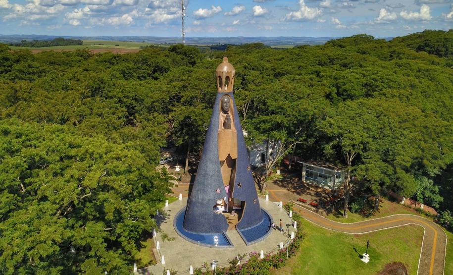 Notícia - PIB do turismo atinge R$ 12 bilhões no Paraná; Ipardes lista cidades conectadas ao setor