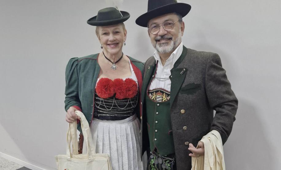 Notícia - Do Peru pra Curitiba: primeiro voo direto de Lima desembarca com 157 passageiros