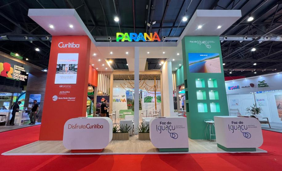 Notícia - Negócios e barreado: Paraná apresenta atrativos turísticos em feira na Argentina