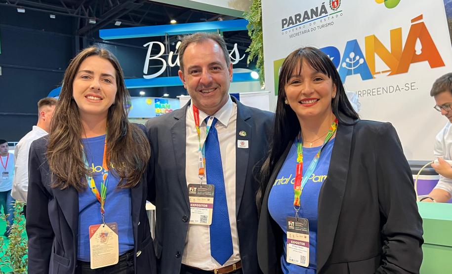 Notícia - Negócios e barreado: Paraná apresenta atrativos turísticos em feira na Argentina