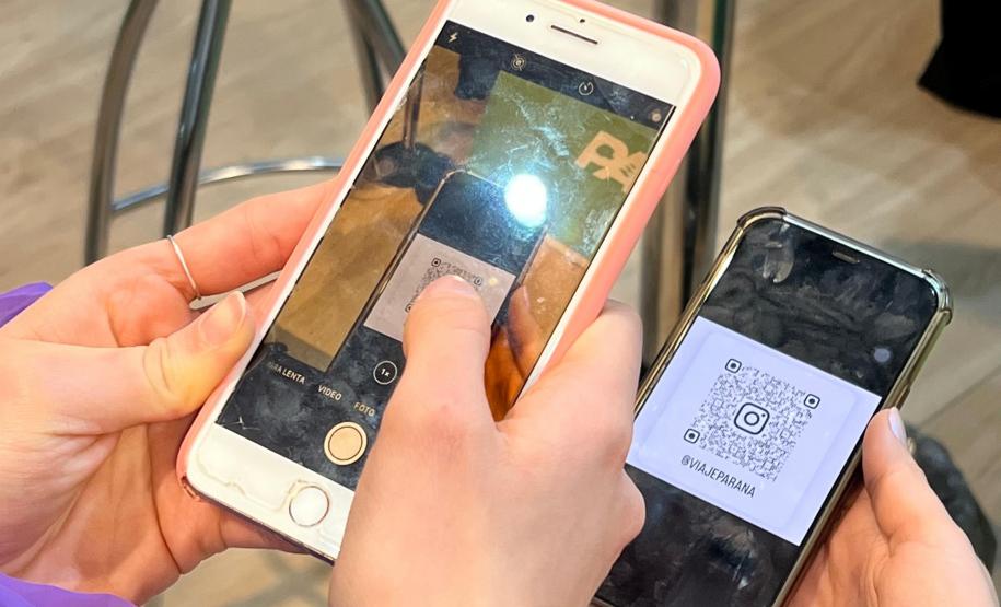 Notícia - Negócios e barreado: Paraná apresenta atrativos turísticos em feira na Argentina