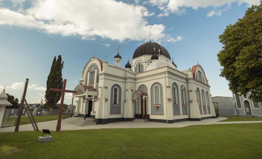 Nossa Senhora do Rocio e festas religiosas movimentam o turismo paranaense neste mês