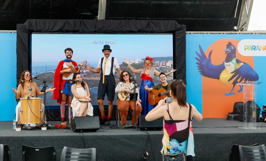 Notícia - Com expectativa de atrair 15 mil turistas, Paranaguá inicia temporada 24/25 de cruzeiros