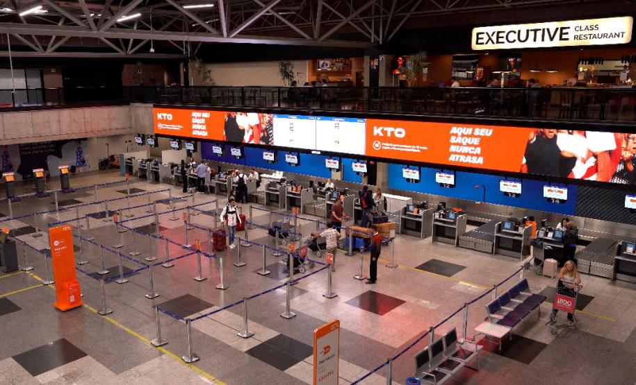 Movimentação no Aeroporto Internacional de Curitiba - Afonso Pena em São José dos Pinhais.