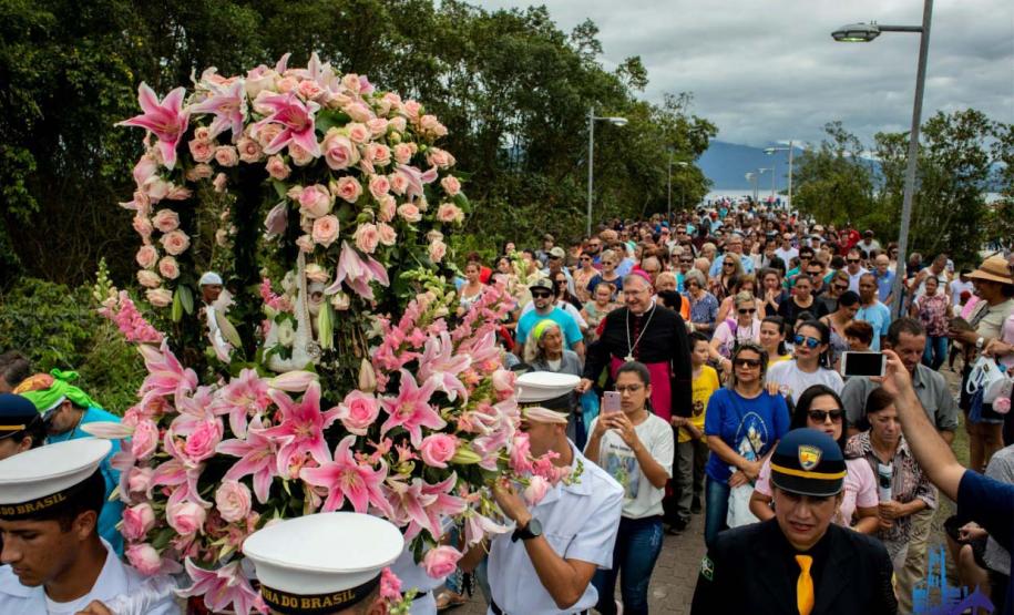 Romarias à Padroeira do Paraná durante todo o ano vão intensificar o turismo religioso