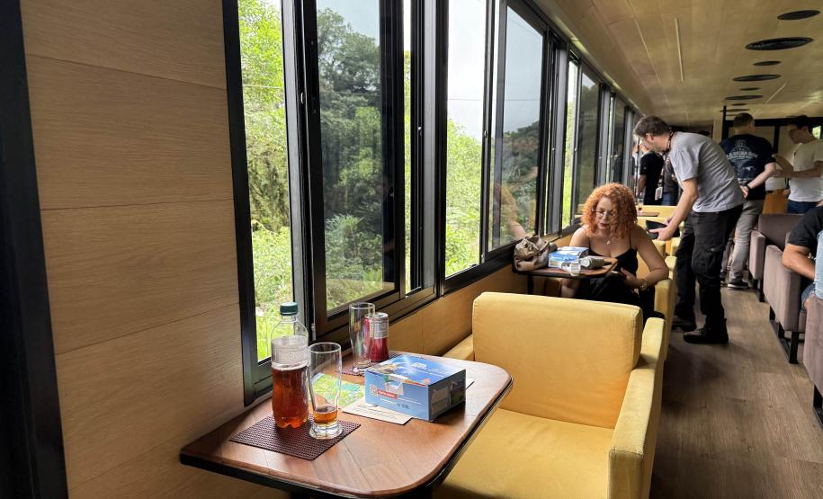 Estrada de Ferro Paranaguá-Curitiba celebra 140 anos de história, desenvolvimento e turismo