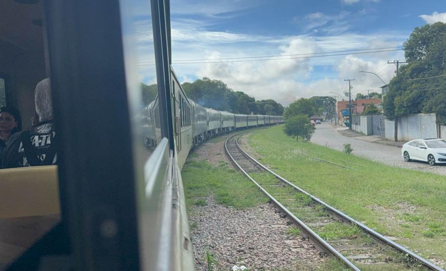 Estrada de Ferro Paranaguá-Curitiba celebra 140 anos de história, desenvolvimento e turismo