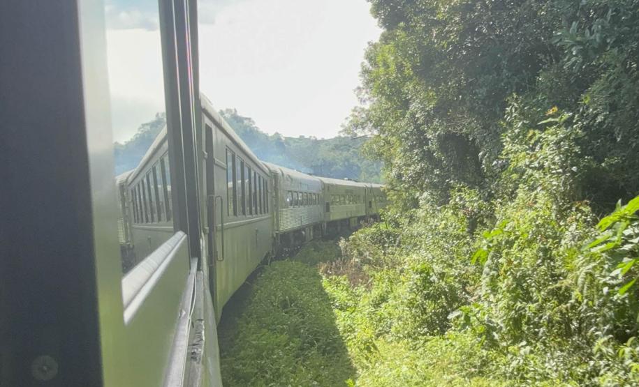 Estrada de Ferro Paranaguá-Curitiba celebra 140 anos de história, desenvolvimento e turismo
