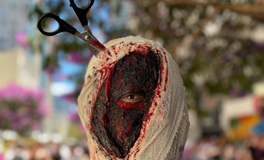 Zombie Walk ganha vida com excursões e pacotes em agências de turismo