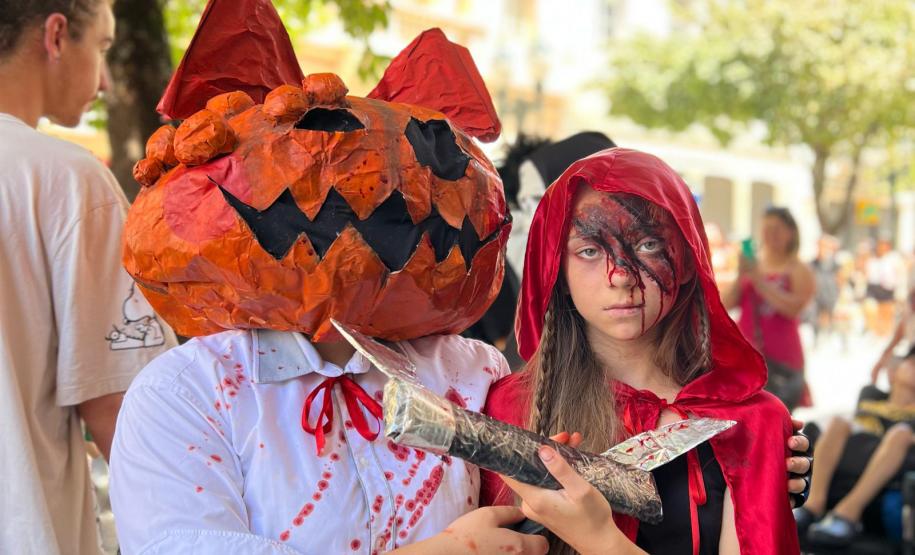 Zombie Walk ganha vida com excursões e pacotes em agências de turismo