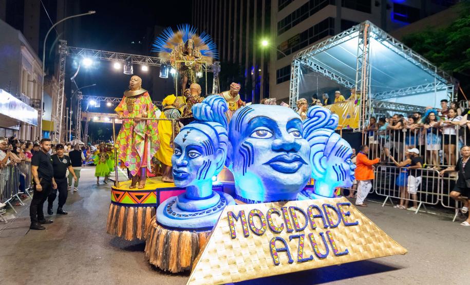 Hotéis lotados e faturamento alto: Carnaval movimentou a economia do Paraná