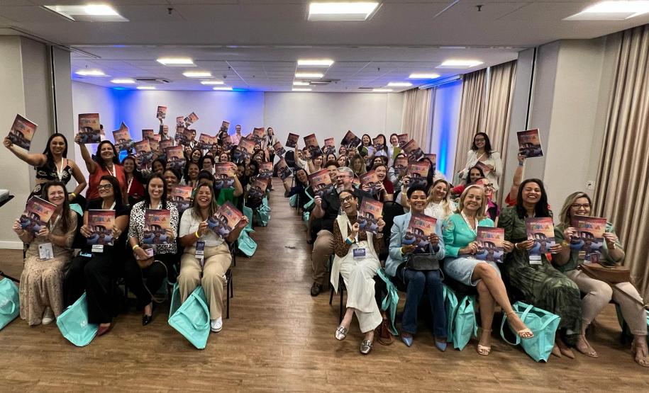 Em Minas Gerais, mais 100 profissionais conhecem o potencial turístico do Paraná