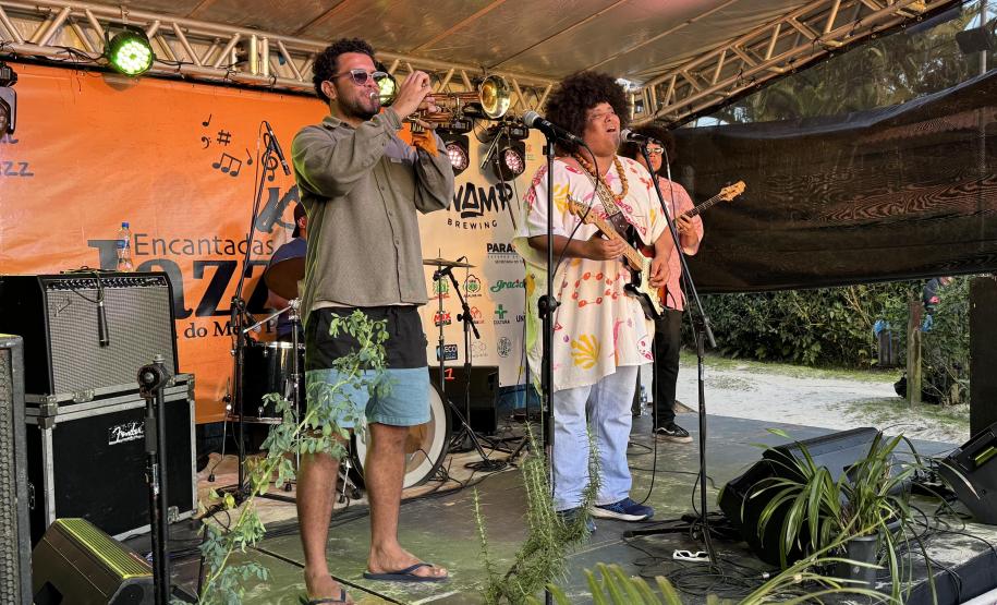 João Terra e Madonna Cristo