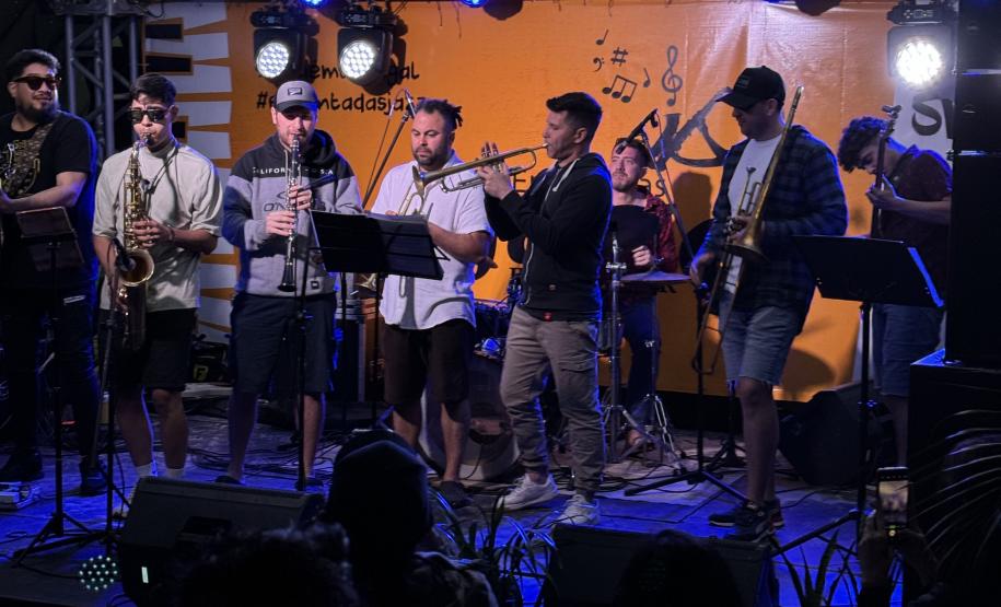 João Terra e Madonna Cristo