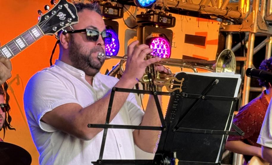 João Terra e Madonna Cristo