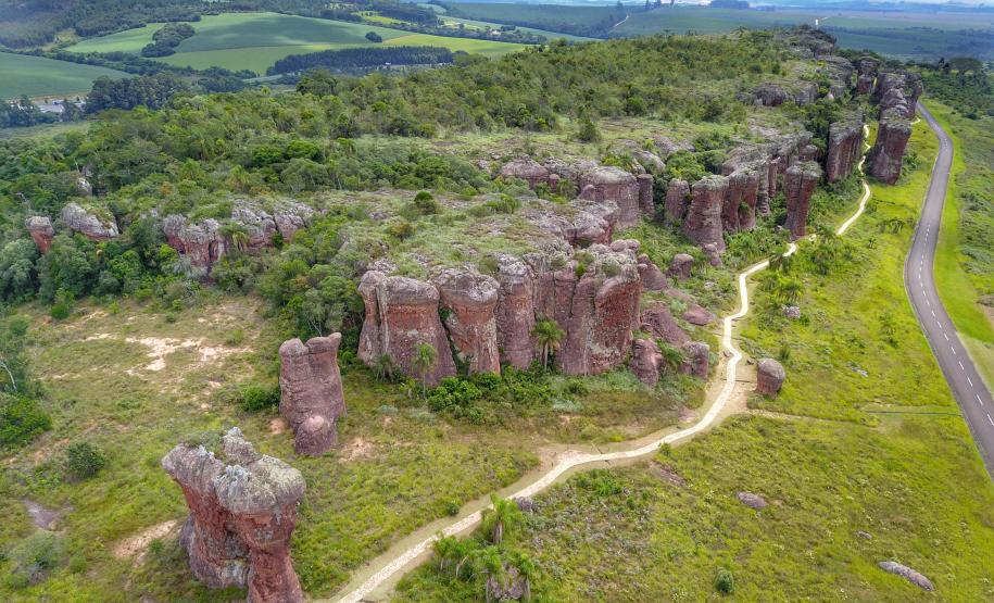 Parque Estadual Vila Velha Créditos José Fernando Ogura AEN