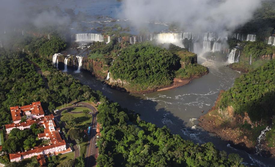 José Fernando Ogura AEN